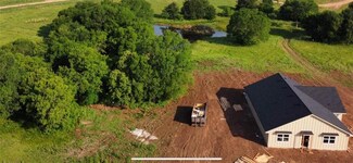 6300 Red Gate Ranch Rd, Davis, OK 73030