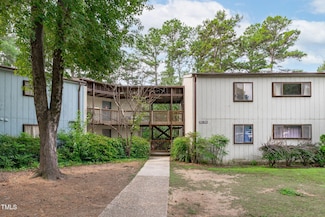 624 Pine Ridge Place Unit 624, Raleigh, NC 27609