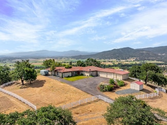 6048 Tolo Rd, Central Point, OR 97502