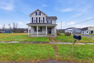 1032 Valier Dr, Valier, PA 15780