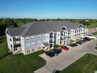 201 Sunrise Park Rd Unit 202, Storm Lake, IA 50588