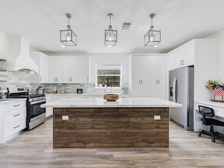 2511 Christopher Ln, Clewiston, FL 33440