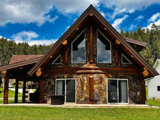 115 Minor Lake Cir, Hill City, SD 57745
