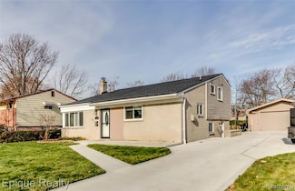 20413 Caniff St, Clinton Township, MI 48035