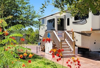 55 Augusta Cir, Aransas Pass, TX 78336