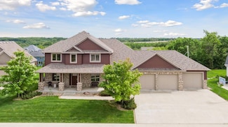 2304 Britwood Ln SW, Rochester, MN 55902