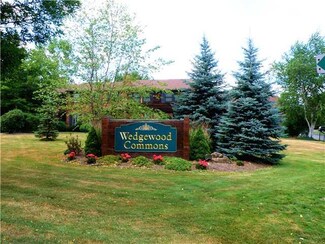 121 Wedgewood Dr, Williamsville, NY 14221