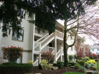 12519 SE 41st Place Unit B203, Bellevue, WA 98006