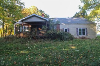 43560 Crestview Rd, Columbiana, OH 44408