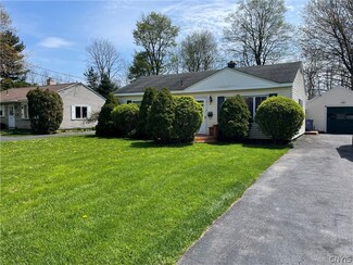 44 Ashwood Ave, Whitesboro, NY 13492
