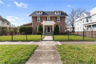 211 S Broad St, Suffolk, VA 23434