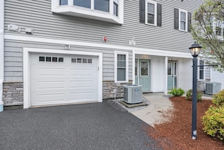960 Main St Unit C, Woburn, MA 01801
