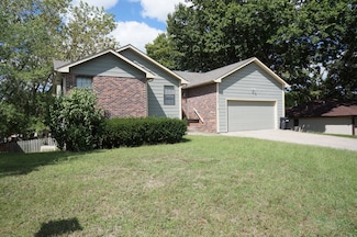 3701 Santiago Dr, Columbia, MO 65203