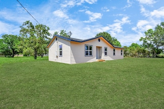 1030 San Felipe Rd, Sealy, TX 77474