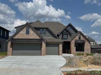 14533 S College Ave, Bixby, OK 74008