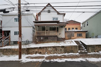 522 Woodward Ave, Mc Kees Rocks, PA 15136