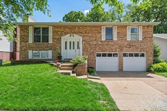 6100 Southern Dr, Saint Louis, MO 63123