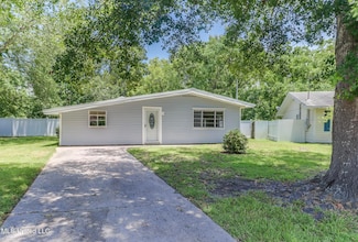 311 Teringo Cir, Ocean Springs, MS 39564