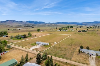 5642 Meadowview Dr N, Florence, MT 59833