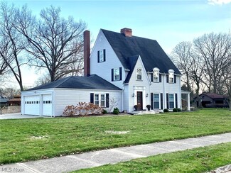 202 E 12th St, Dover, OH 44622