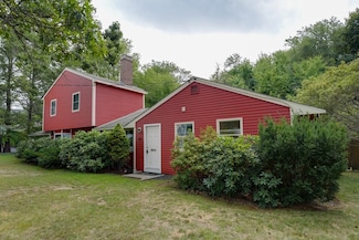 135 Maple St, Lexington, MA 02420