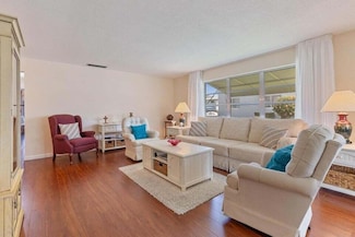 135 South Blvd Unit D, Boynton Beach, FL 33435