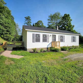 1289 Bugbee Crossing Rd, West Burke, VT 05871