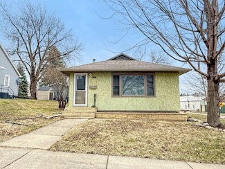 700 N Main St, Fairmont, MN 56031