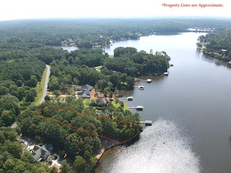 311 Commodore Dr, Cross Hill, SC 29332