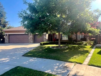 2604 W Taylor Ave, Visalia, CA 93291