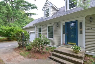 1385 Washington St, Holliston, MA 01746