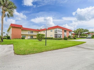 97 Spring Lake Dr Unit 104, Vero Beach, FL 32962
