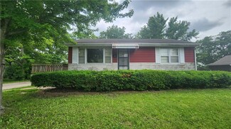 11321 E 9th St S, Independence, MO 64054