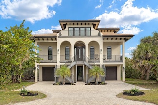461 Lake Murex Cir, Sanibel, FL 33957