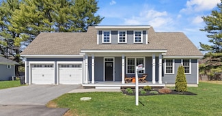 12 Black Sparrow Dr, Portland, ME 04102