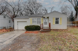 5310 NE Barnes Ave, Kansas City, MO 64119