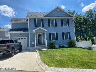 624 Groben St, Old Bridge, NJ 08879