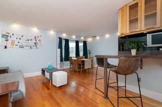 140 Quincy Ave Unit 8, Quincy, MA 02169