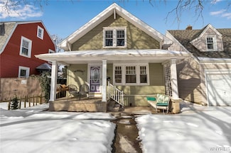 744 Clifton Ave, Niagara Falls, NY 14305