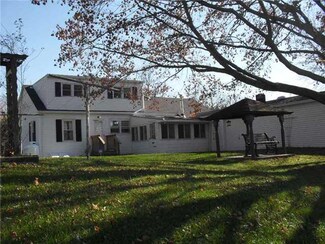 1715 Grand Ave, Savannah, NY 13146