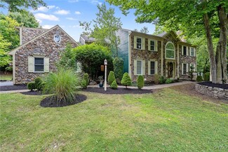 6801 Holliston Cir, Fayetteville, NY 13066