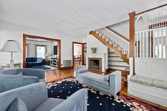 45 Vinton St, Melrose, MA 02176