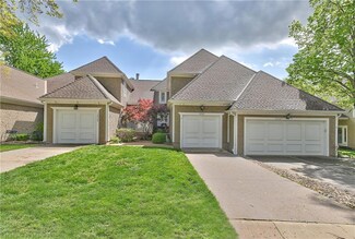 12566 Broadmoor St, Leawood, KS 66209