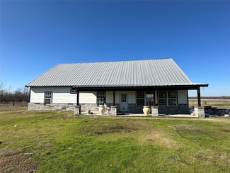 2502 W Moore Ave, Terrell, TX 75160
