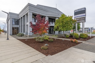 275 SE Pioneer Way Unit 100, Oak Harbor, WA 98277