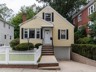 2505 Centre St, West Roxbury, MA 02132