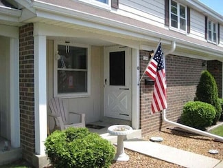 6240 W College Ave, Greendale, WI 53129