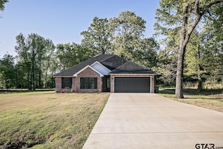 18310 Timber Oaks Dr, Lindale, TX 75771