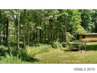 202 Beard's Creek Dr, Arapahoe, NC 28510