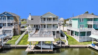 12821 E Barcelona, Galveston, TX 77554